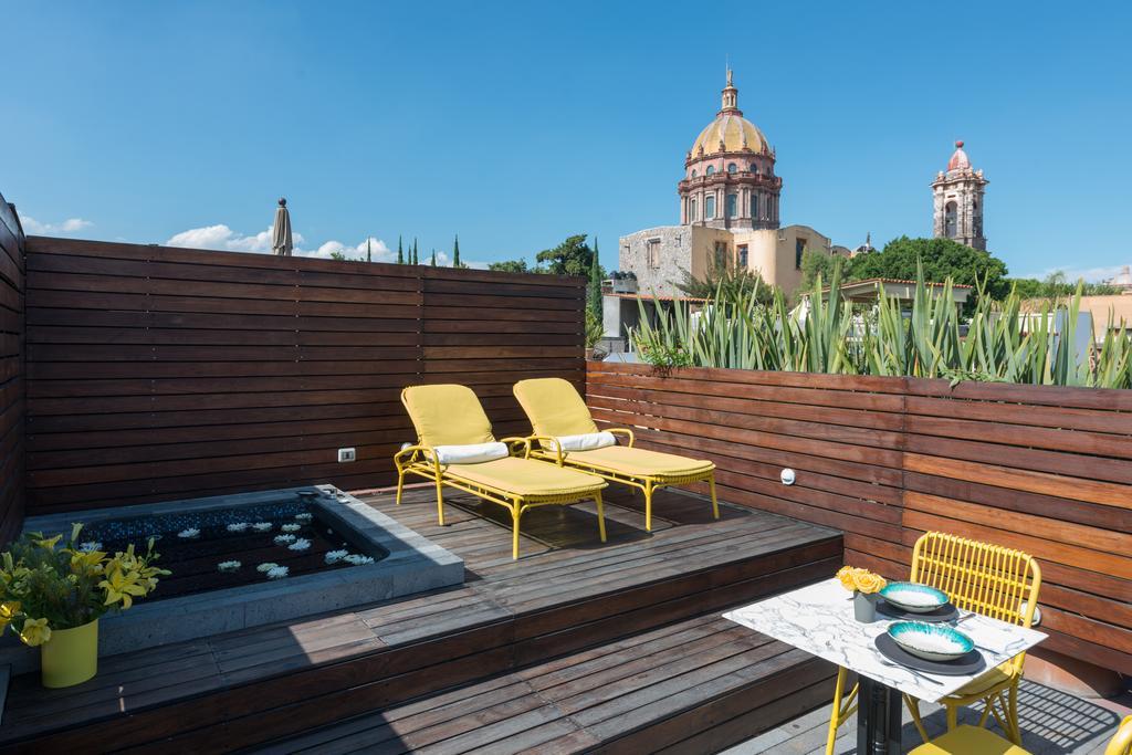 Dos Casas Hotel & Spa Альенде Экстерьер фото