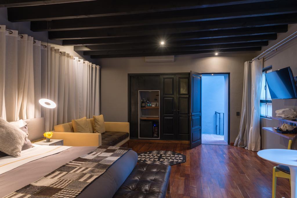 Dos Casas Hotel & Spa Альенде Экстерьер фото